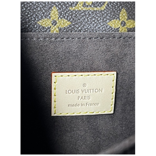 Louis Vuitton Pochette Metis Monogram Canvas