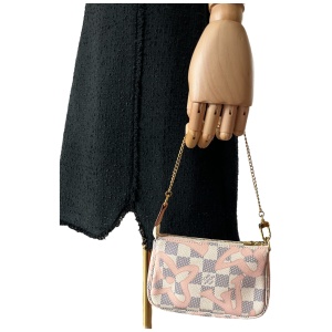 Louis Vuitton Mini Pochette Accessoires Tahitienne