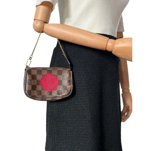 Louis Vuitton Mini Pochette Accessoires Trunks & Bags Sale Louis Vuitton 2 Louis Vuitton Mini Pochette Accessoires Trunks & Bags Sale Louis Vuitton 2