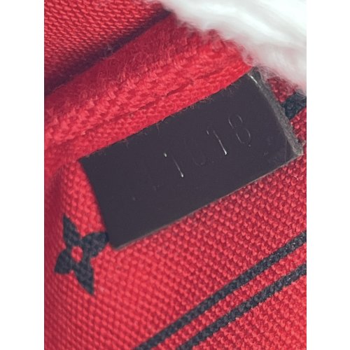 Louis Vuitton Mini Pochette Accessoires Trunks & Bags Black Week Louis Vuitton 17