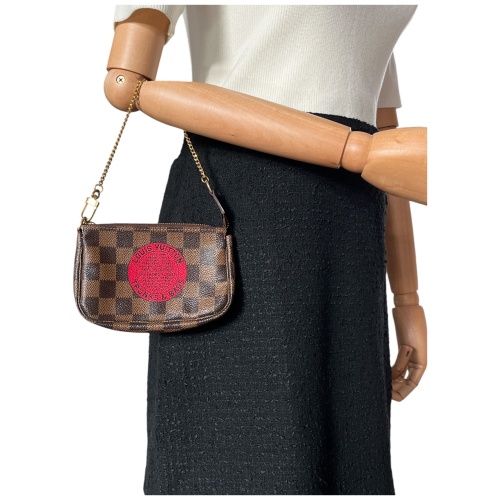 Louis Vuitton Mini Pochette Accessoires Trunks & Bags