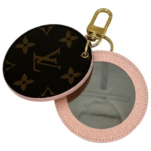 Louis Vuitton Mirror Schlüsselanhänger Taschenschmuck