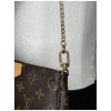 Louis Vuitton Multi Pochette Accessoires Monogram Canvas Khaki Handtaschen Louis Vuitton 47
