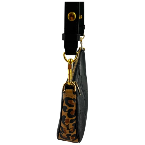 Louis Vuitton Multi Pochette Accessoires Wild at Heart Empreinte