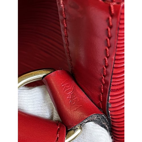 Louis Vuitton Sac Noe Grand Epi Red