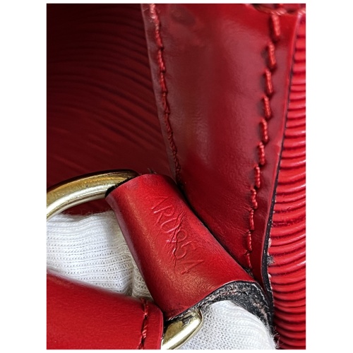 Louis Vuitton Sac Noe Grand Epi Rot