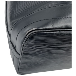 Louis Vuitton Sac Noe Grand Epi Black