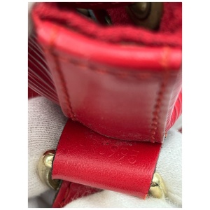 Louis Vuitton Sac Noe Grand Epi Red