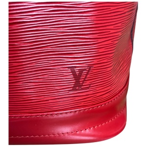 Louis Vuitton Sac Noe Grand Epi Rot