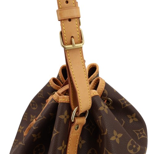 Louis Vuitton Noe Grand Monogram Canvas Carrier bags Louis Vuitton 14 Louis Vuitton Noe Grand Monogram Canvas Carrier bags Louis Vuitton 14
