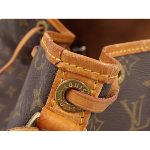 Louis Vuitton Noe Grand Monogram Canvas Carrier bags Louis Vuitton 23 Louis Vuitton Noe Grand Monogram Canvas Carrier bags Louis Vuitton 23