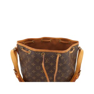 Louis Vuitton Noe Grand Monogram Canvas Carrier bags Louis Vuitton 44 Louis Vuitton Noe Grand Monogram Canvas Carrier bags Louis Vuitton 44