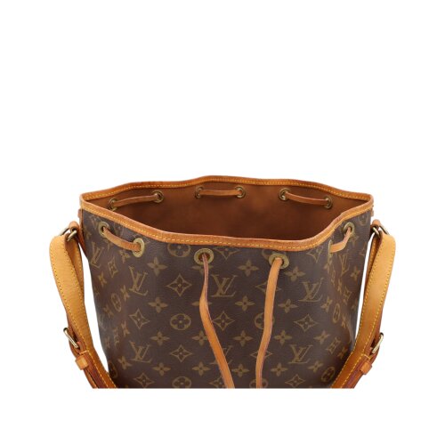 Louis Vuitton Noe Grand Monogram Canvas Carrier bags Louis Vuitton 20 Louis Vuitton Noe Grand Monogram Canvas Carrier bags Louis Vuitton 20
