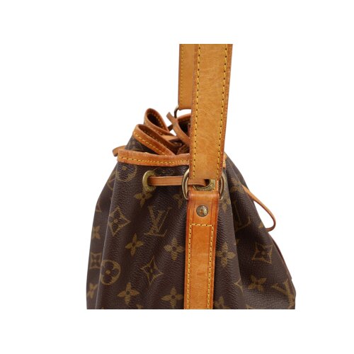 Louis Vuitton Noe Grand Monogram Canvas Carrier bags Louis Vuitton 14 Louis Vuitton Noe Grand Monogram Canvas Carrier bags Louis Vuitton 14
