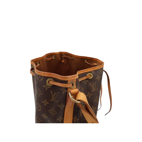 Louis Vuitton Noe Grand Monogram Canvas Carrier bags Louis Vuitton 21 Louis Vuitton Noe Grand Monogram Canvas Carrier bags Louis Vuitton 21