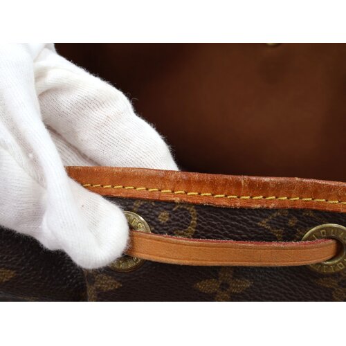 Louis Vuitton Noe Grand Monogram Canvas Carrier bags Louis Vuitton 24 Louis Vuitton Noe Grand Monogram Canvas Carrier bags Louis Vuitton 24