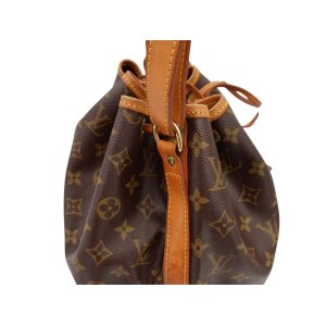 Louis Vuitton Noe Grand Monogram Canvas Carrier bags Louis Vuitton 30