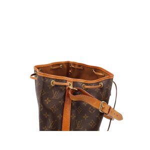 Louis Vuitton Noe Grand Monogram Canvas Carrier bags Louis Vuitton 34 Louis Vuitton Noe Grand Monogram Canvas Carrier bags Louis Vuitton 34