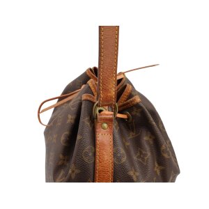 Louis Vuitton Noe Petit Monogram Canvas Handtaschen Louis Vuitton 30 Louis Vuitton Noe Petit Monogram Canvas Handtaschen Louis Vuitton 30