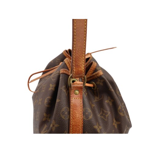 Louis Vuitton Noe Petit Monogram Canvas Handtaschen Louis Vuitton 9 Louis Vuitton Noe Petit Monogram Canvas Handtaschen Louis Vuitton 9