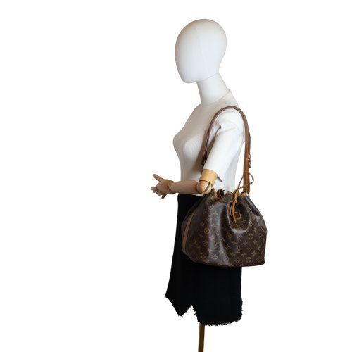 Louis Vuitton Noe Petit Monogram Canvas Carrier bags Louis Vuitton 2