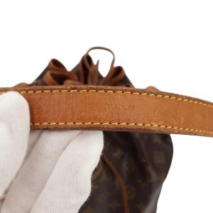 Louis Vuitton Noe Petit Monogram Canvas Carrier bags Louis Vuitton 26