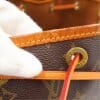 Louis Vuitton Noe Petit Monogram Canvas Handtaschen Louis Vuitton 43 Louis Vuitton Noe Petit Monogram Canvas Handtaschen Louis Vuitton 43