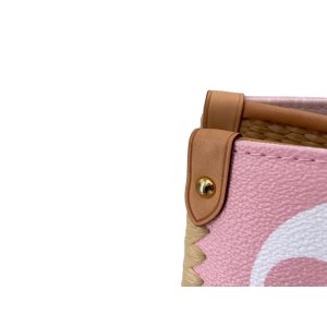 Louis Vuitton Onthego GM Resort Okinawa Carrier bags Louis Vuitton 30 Louis Vuitton Onthego GM Resort Okinawa Carrier bags Louis Vuitton 30