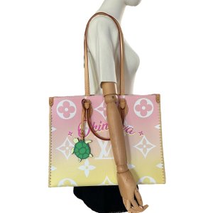 Louis Vuitton Onthego GM Resort Okinawa Carrier bags Louis Vuitton 22 Louis Vuitton Onthego GM Resort Okinawa Carrier bags Louis Vuitton 22