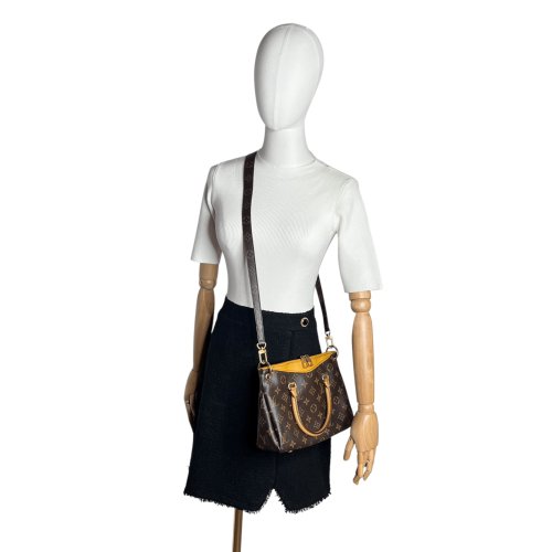 Louis Vuitton Pallas BB Monogram Canvas