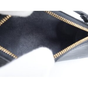 Louis Vuitton Papillon Mini Epi Schwarz NEU im SHOP Louis Vuitton 23