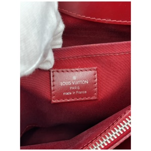 Louis Vuitton Passy PM Rot