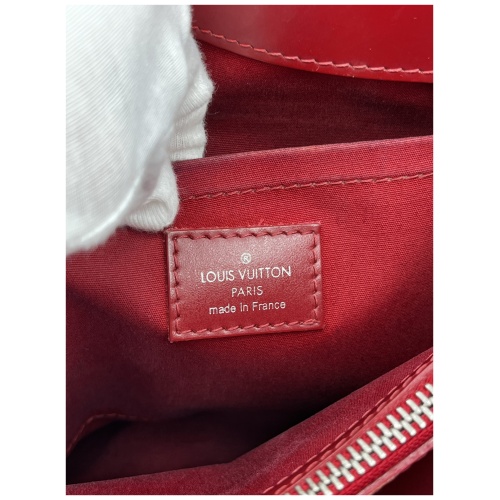 Louis Vuitton Passy PM Rot