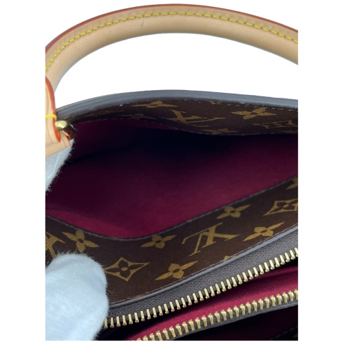 Louis Vuitton Petit Palais Monogram Canvas