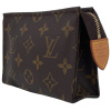 Louis Vuitton Poche Toilette 15 Monogram Canvas Kleinlederwaren Louis Vuitton 9 Louis Vuitton Poche Toilette 15 Monogram Canvas Kleinlederwaren Louis Vuitton 9