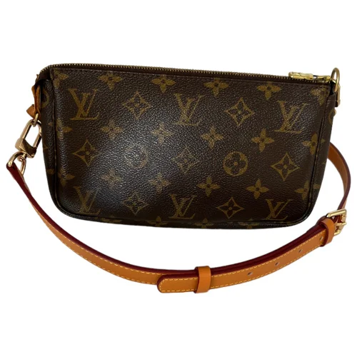 Louis Vuitton Pochette Accessoires Monogram Canvas mit Schulterriemen