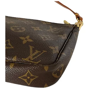 Louis Vuitton Pochette Accessoires Monogram Canvas mit Schulterriemen