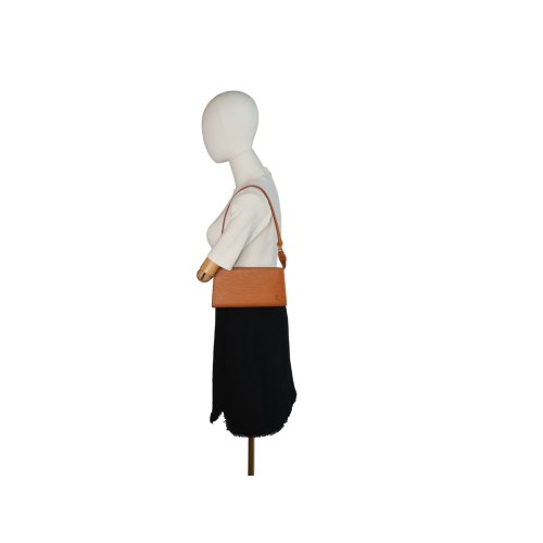 Louis Vuitton Pochette Accessoires Epi Cannelle