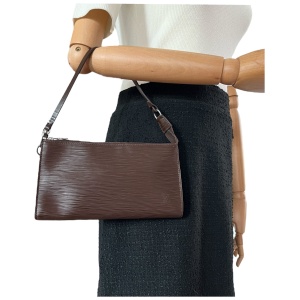 Louis Vuitton Pochette Accessoires Epi Mocca