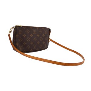 Louis Vuitton Pochette Accessoires Monogram Canvas Handtaschen Louis Vuitton 24