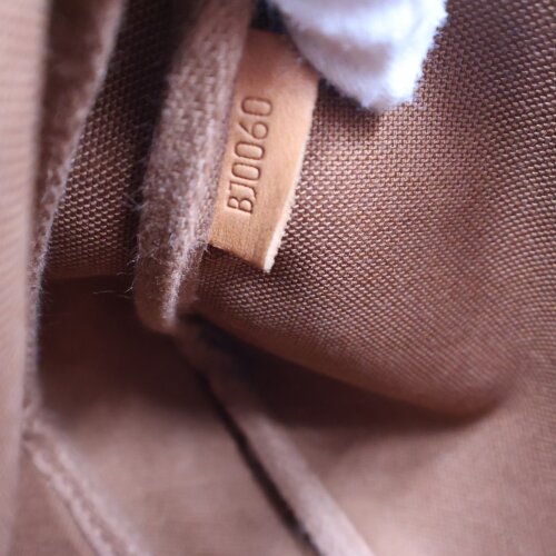 Louis Vuitton Pochette Accessoires Monogram Canvas Handbags Louis Vuitton 16