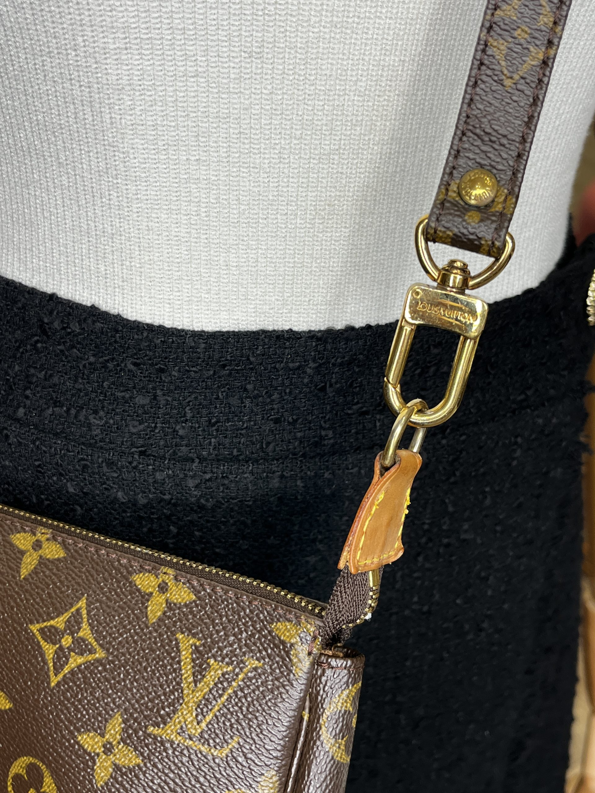 Beige Stoff Louis Vuitton UmhÃ¤ngetasche Orange Vuitton Pochette