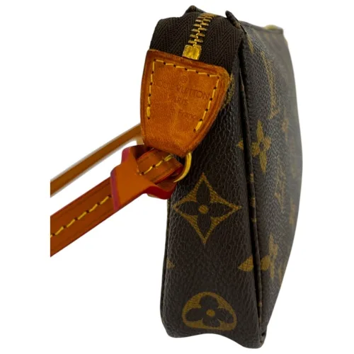 Louis Vuitton Pochette Accessoires Monogram Canvas