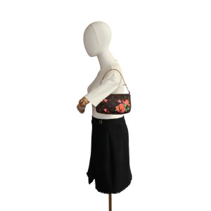 Louis Vuitton Pochette Accessoires Stephen Sprouse Roses