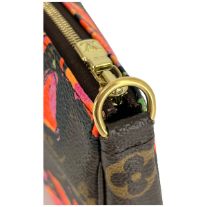 Louis Vuitton Pochette Accessoires Stephen Sprouse Roses