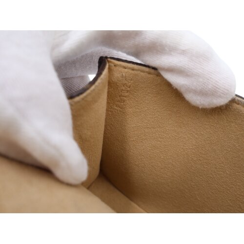 Louis Vuitton Pochette Florentine S Monogram Canvas NEU im SHOP Louis Vuitton 14