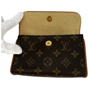 Louis Vuitton Pochette Florentine M Monogram Canvas