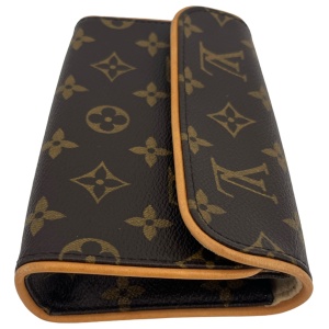 Louis Vuitton Pochette Florentine Monogram Canvas