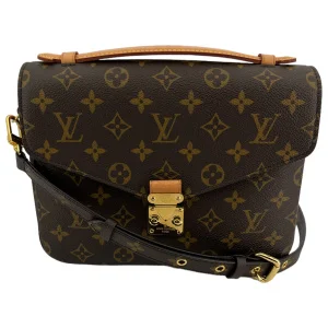 Louis Vuitton Pochette Metis Monogram Canvas