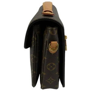 Louis Vuitton Pochette Metis Monogram Canvas